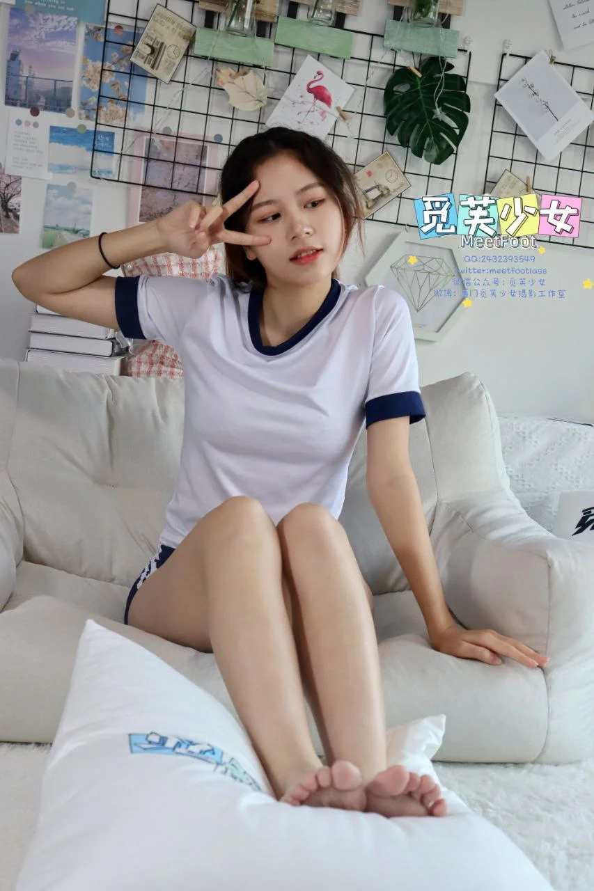 觅芙少女 素人少女的足部美学机构写真图包合集下载