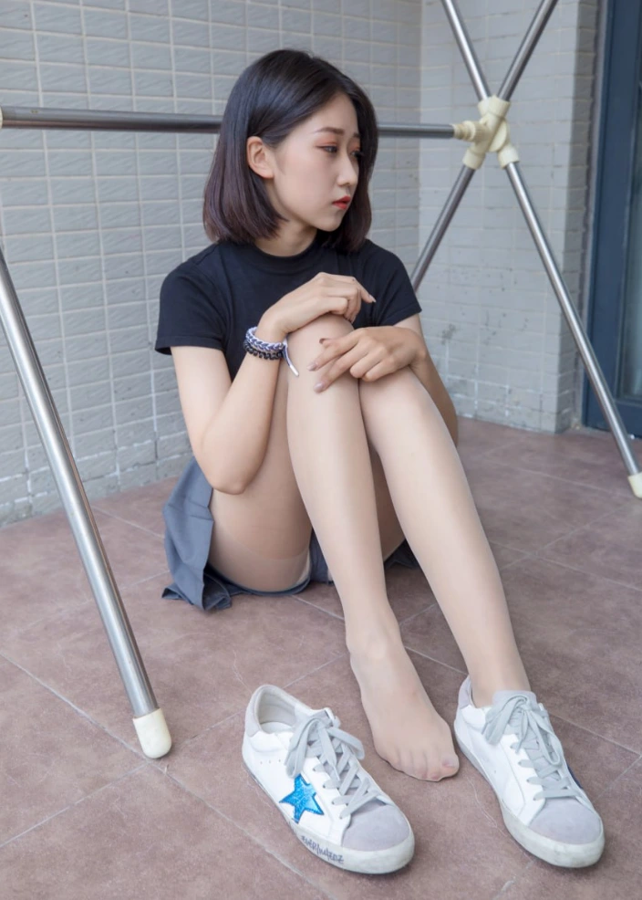MSLASS梦丝女神 丝袜美腿写真摄影高清作品合集下载