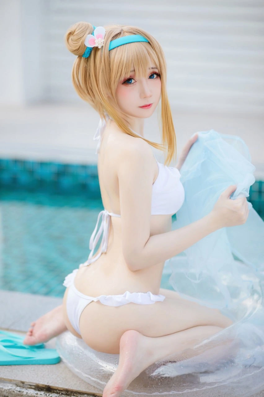 焖焖碳 Cosplay高清写真图包合集下载