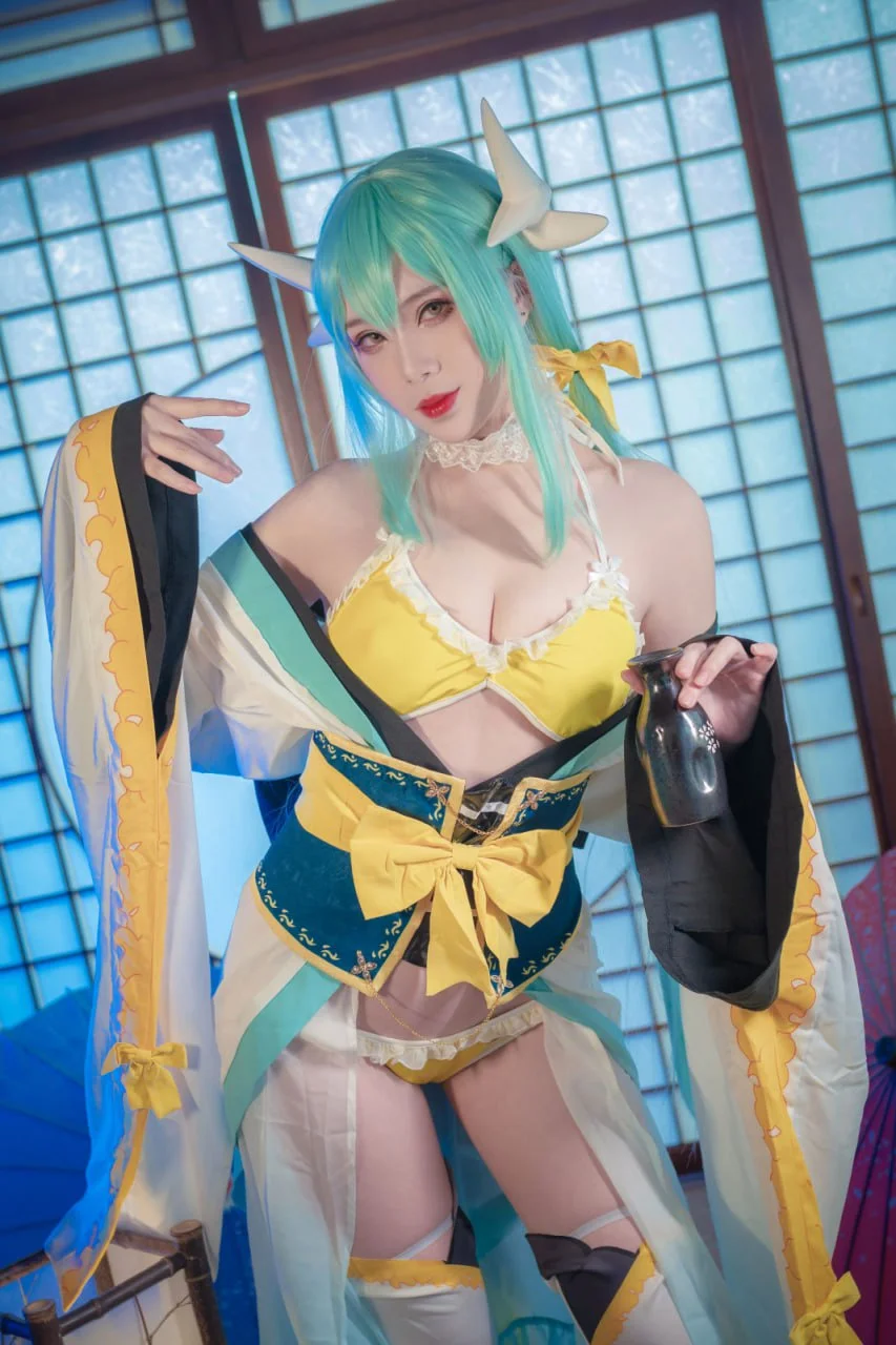 羊大真人 微博coser精美私密写真资源合集下载