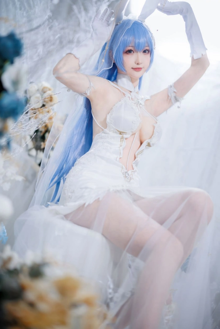 南宫 Cosplay纯欲美女写真图包合集