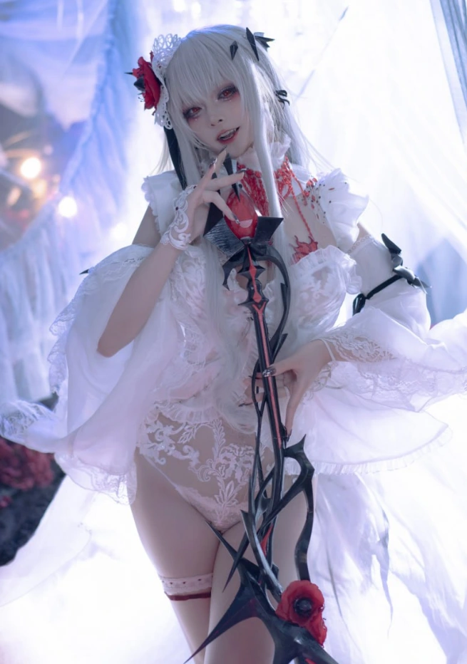 w百合欧皇子w 轻熟型御姐Cosplay写真资源合集下载