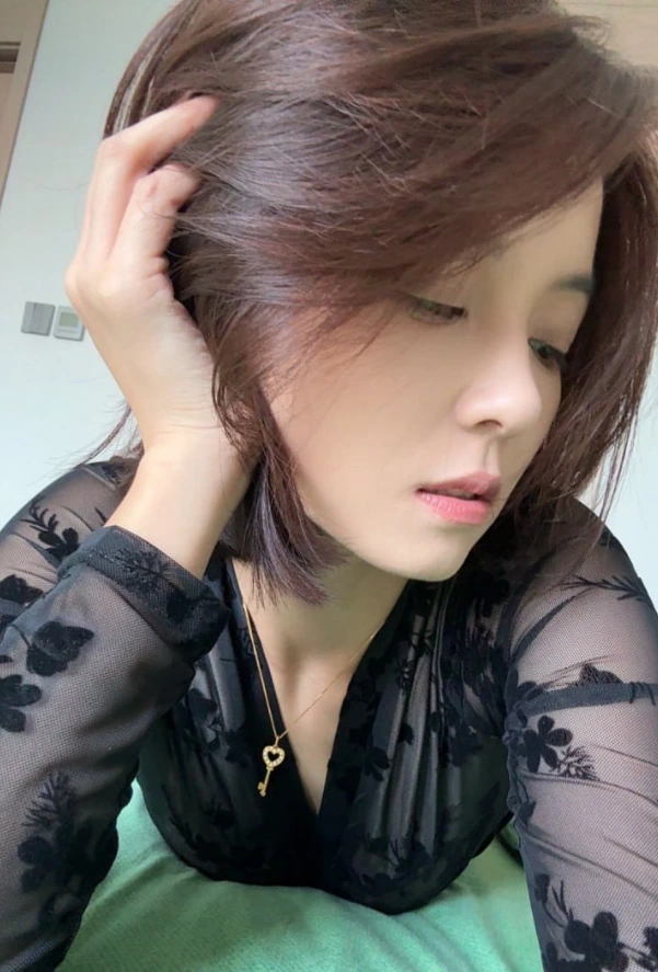 孬子妹 铁粉空间美女写真图包合集下载