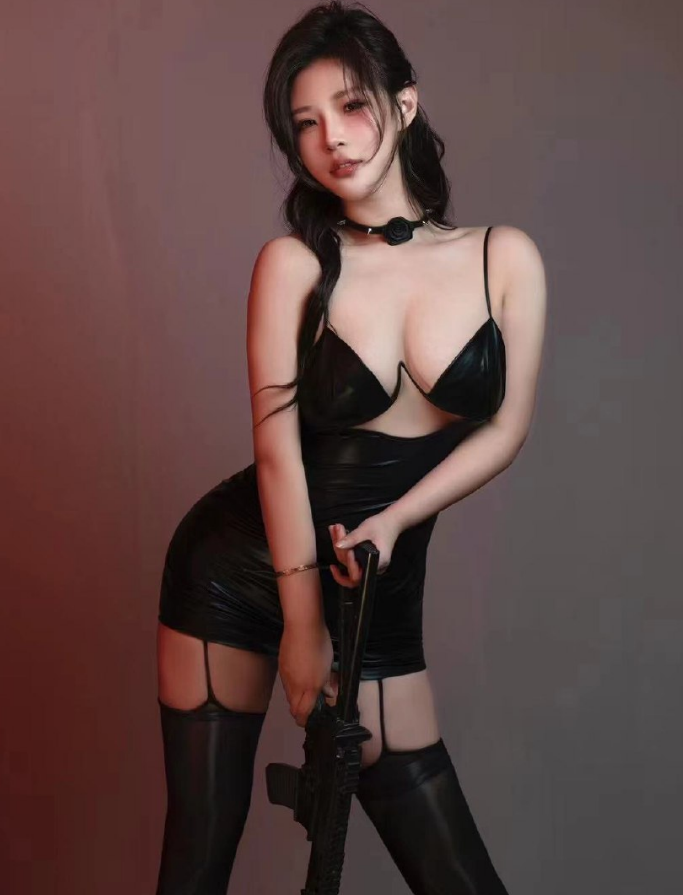 夹心饼干包 铁粉空间美女写真套图合集下载