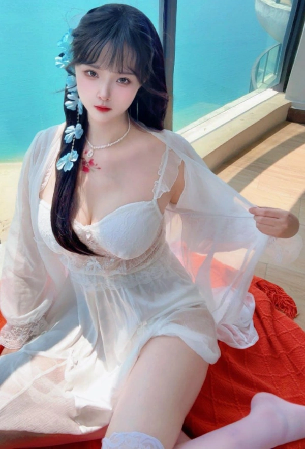 枝枝栗子 微密圈美女图片写真合集下载