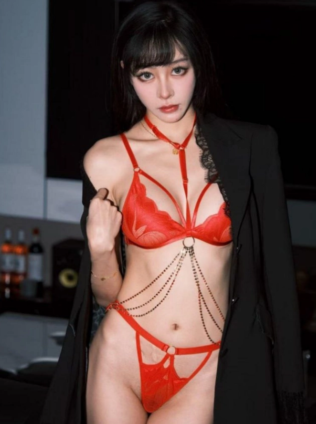 人间小奶猫 岛遇美女写真图集合集下载
