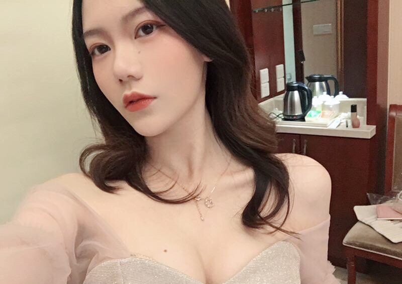 快点亲亲我吖(魔法秋秋) 推特作品合集打包 11.4G